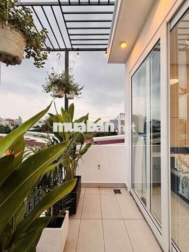 Chính chủ bán gấp nhà đường Văn Chung Tân Bình|hẻm xe hơi| gần sân bay