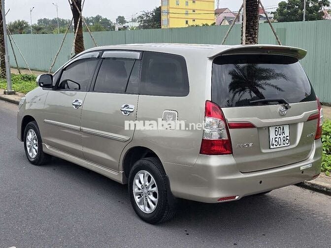 Innova E 2015 số sàn odo 63000km TpHCM