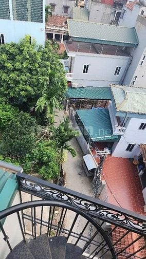 CẦN BÁN NHÀ 5 TẦNG-50M2-MT 8,5M- Ô TÔ VÀO TẬN NHÀ- TẠI THẠCH BÀN
