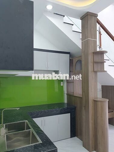 NHÀ XINH 4m x 14m – GẦN NGÃ 5 CHỢ ĐẦU MỐI HÓC MÔN