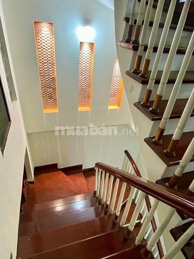 Bán nhà Nguyễn Chí Thanh, 4 tầng phân lô, ô tô tránh, ở luôn. 15 tỷ