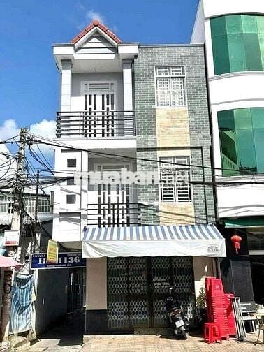Cho thuê mặt tiền 2 lầu đường Phạm Ngũ Lão