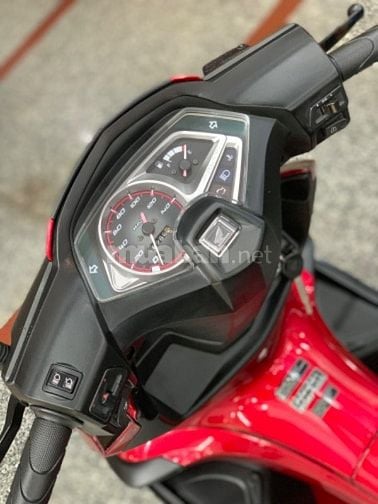 Airblade 2010 FI nhập Thái nguyên zin chính chủ mua mới.