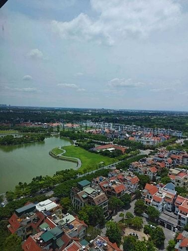 Bán biệt thự TT3 Thành Phố Giao Lưu 241m2, view hồ, nhà 2 mặt đường