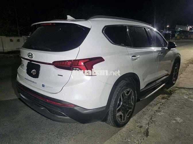 Hyundai Santa Fe 2022 Cao cấp 2.5L HTRAC
