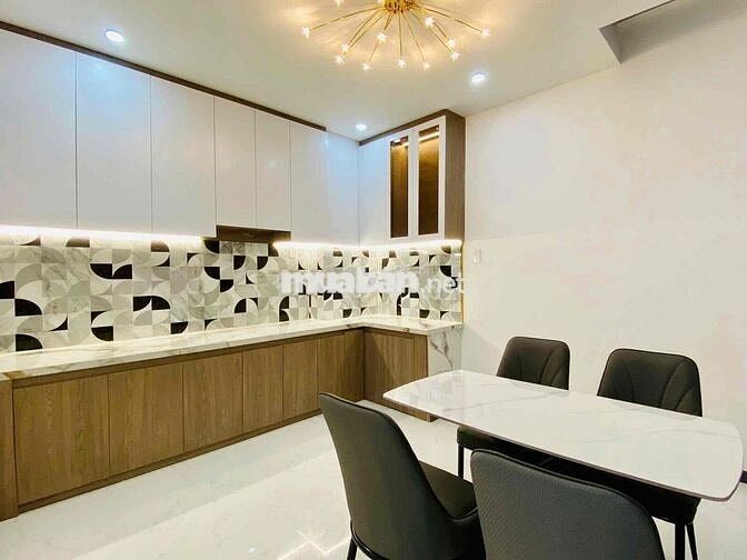 Bán nhà mặt tiền đường 10m giá chỉ nhỉnh 8ty