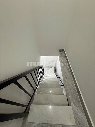 Cho thuê nhà MT đường số 1 Chợ Tân Mỹ Q7, 4x20m, 1 lầu, 4PN, 25tr
