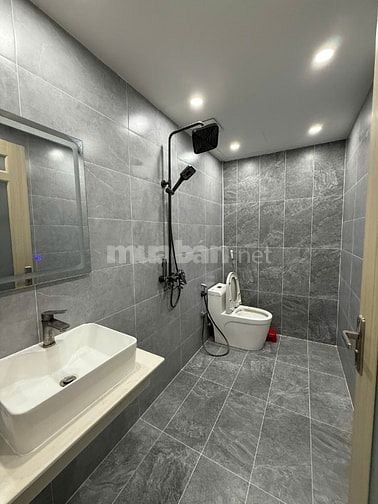 Cho thuê nhà MT đường số 1 Chợ Tân Mỹ Q7, 4x20m, 1 lầu, 4PN, 25tr