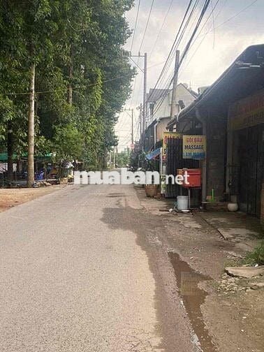 Bán đất tặng căn nhà kinh doanh buôn bán  Phường Tân Uyên TPHCM  Đường