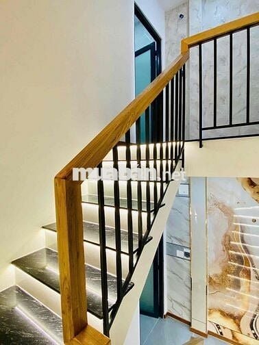 Bán nhà mặt tiền đường 10m giá chỉ nhỉnh 8ty