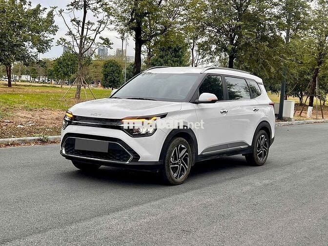 Kia carens sx 2024 bản luxury màu trắng