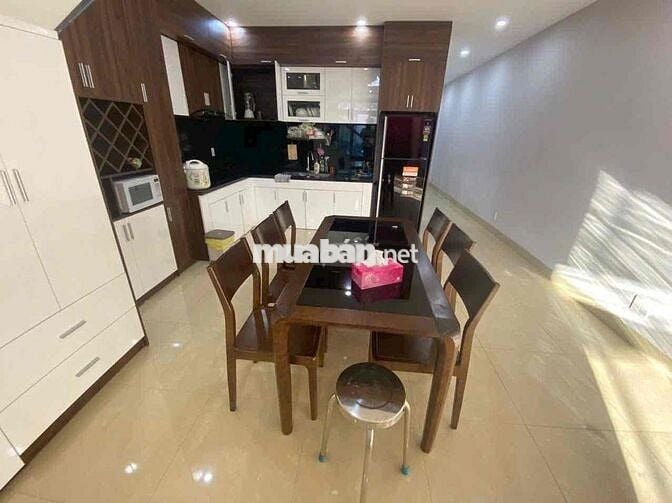 Bán Nhà Mặt Phố Hoàng Bình Chính, 90m2, hàng hiếm tại view đẹp