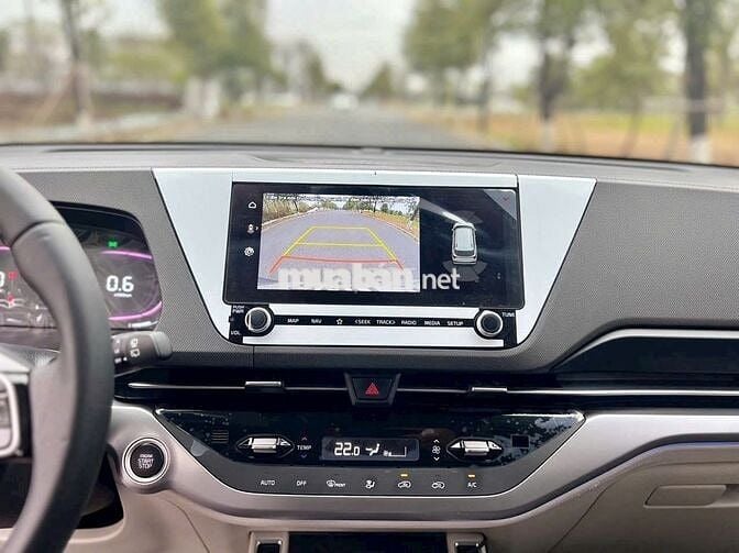 Kia carens sx 2024 bản luxury màu trắng