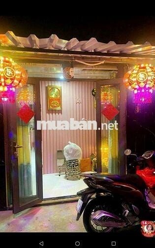 BÁN NHÀ 18M2 MỚI ĐẸP CẤP 4 HẺM TO C13 PHẠM HÙNG GIÁP RANH Q8