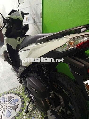 xe tâm huyết nay nhà ko chổ để nên chia se cho ae