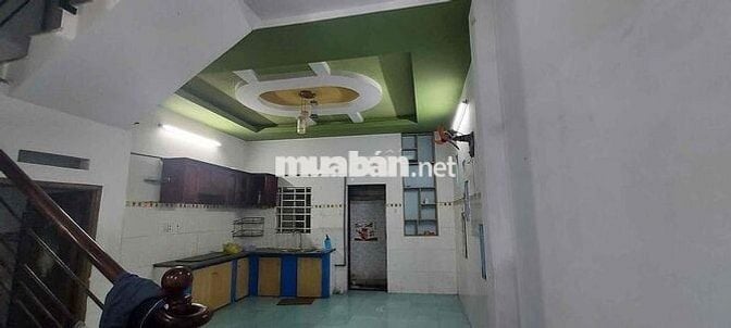 Nhà Sạch DT 110m2 1Trệt 1Lầu 2Pn 2Wc Sân Xe Máy Gần Cầu Bến Phân