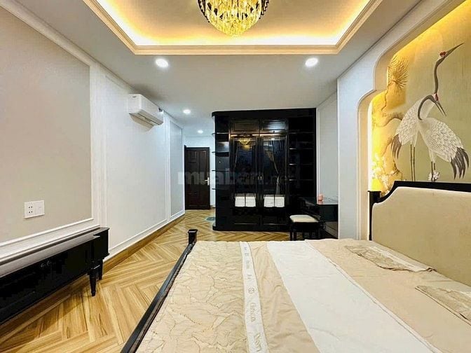 5,5 TỶ CÓ NHÀ NGANG 5,3 CỰC ĐẸP NGAY CHỢ PHẠM VĂN HAI