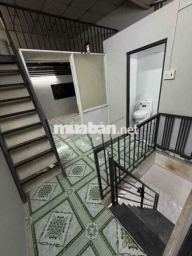 Nhà cho thuê Liên khu 1-6, BT (2PN 2WC) hẻm 5m phù hợp ở, làm kho,...