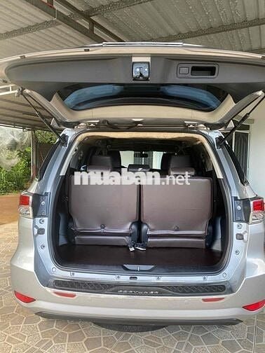 Toyota Fortuner 2017 2.4G 4x2 MT - 135000 km