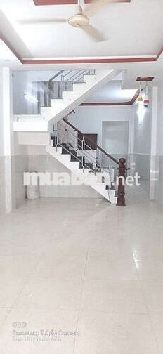 Nhà 1 trệt 1 lầu đường số 4 bình hưng hòa Bình Tân