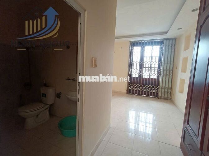 NHÀ 2 LẦU 4PN 5WC NGAY CÔNG VIÊN LINH TRUNG, GẦN NGÃ TƯ THỦ ĐỨC