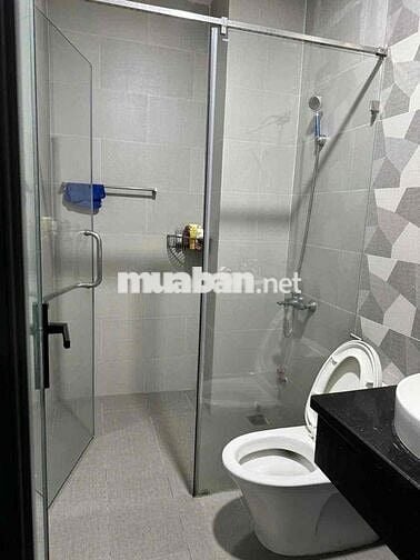 Bán nhà mặt tiền đường kinh doanh sầm uất, P. An lạc
