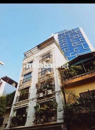 Tôi cần bán gấp nhà mặt ngõ Thái Hà 6tầng thang máy full nội thất.