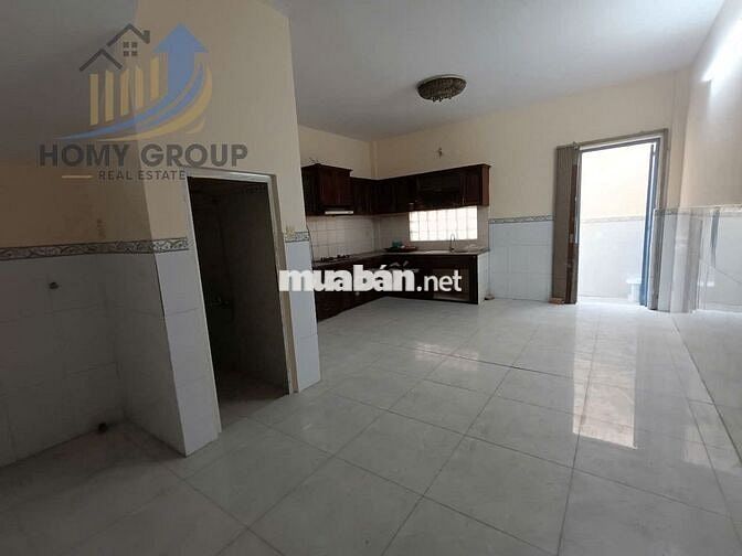 NHÀ 2 LẦU 4PN 5WC NGAY CÔNG VIÊN LINH TRUNG, GẦN NGÃ TƯ THỦ ĐỨC