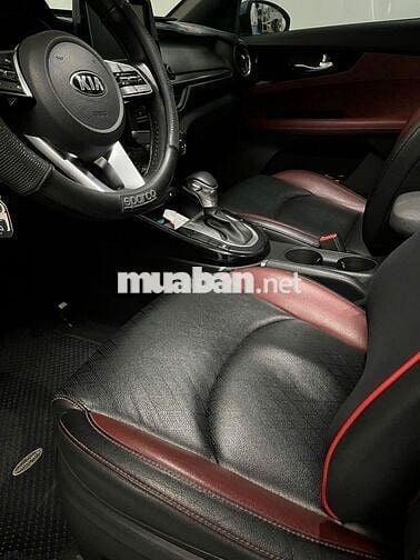 Kia Cerato 2018 2.0 AT - 51000 km