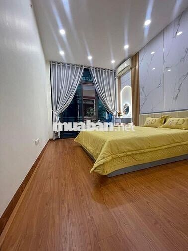 Cho thuê nhà riêng 4 tầng 4 ngủ, gần chợ,Bviện, trường
