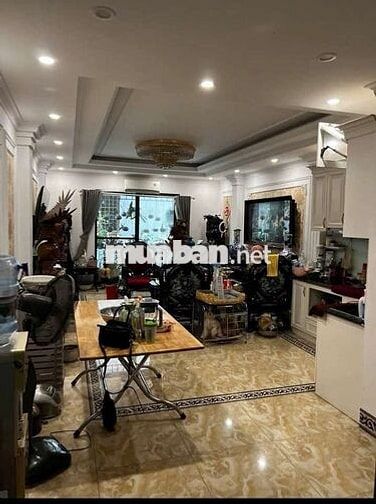Tôi cần bán gấp nhà mặt ngõ Thái Hà 6tầng thang máy full nội thất.