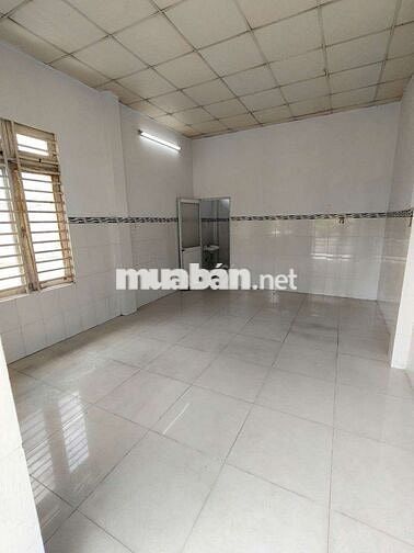 NHÀ 1 TRỆT 1 LẦU HƠN 100M2 4PN 2WC SÂN ĐẬU OTO NGAY HOÀNG DIỆU 2
