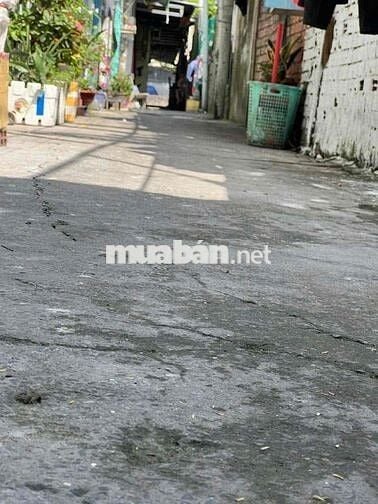 Bán Nhà sđc 4,5x7 có 1 lầu ban công 2pn 2 wc đường nguyễn thị sóc 1/