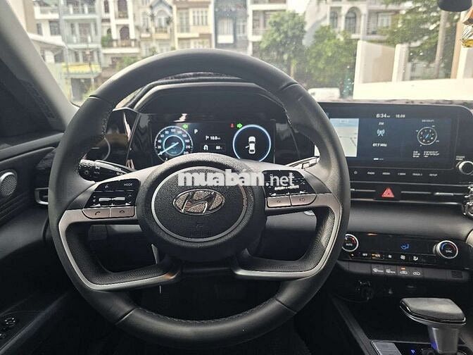 HYUNDAI ELANTRA 1.6 SX 2024 ĐẶC BIỆT LƯỚT 18000KM