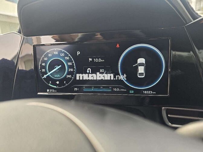 HYUNDAI ELANTRA 1.6 SX 2024 ĐẶC BIỆT LƯỚT 18000KM