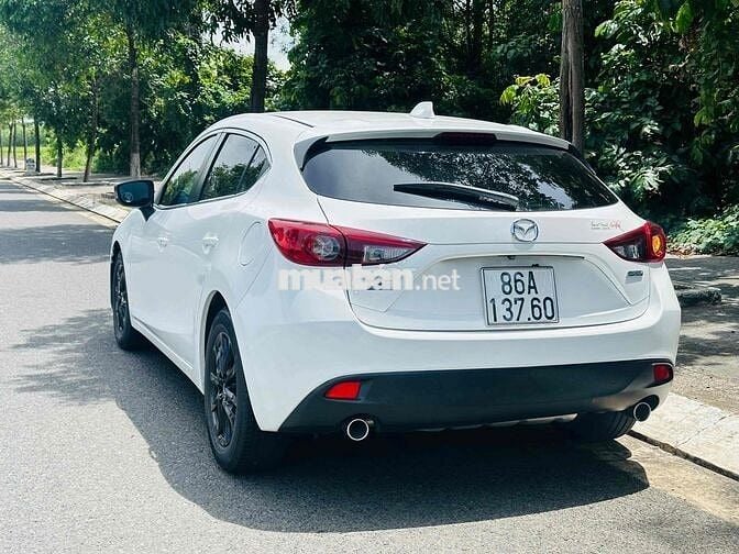 Mazda 3 2015 1.5 AT Hatchback - 80 km