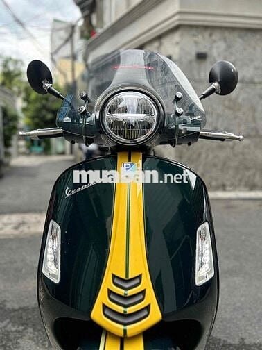 Vespa GTS 150 2022. biển  2626 mãi lộc
