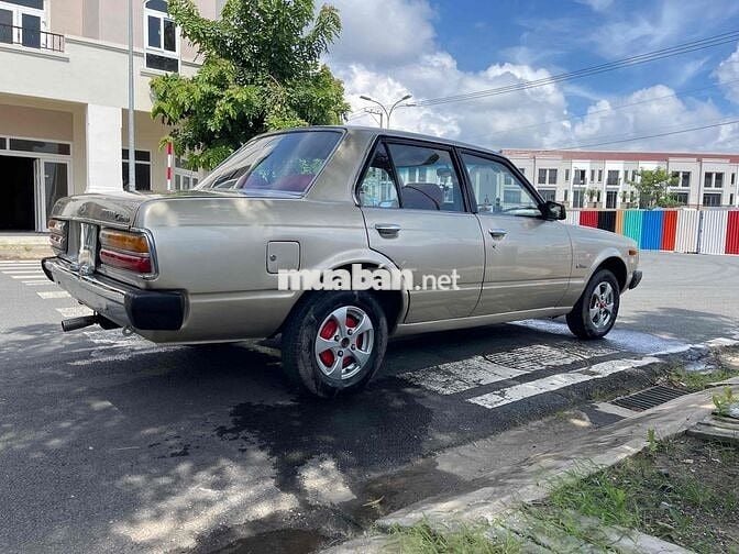 Toyota Corona trước năm 1980 - 19999 km