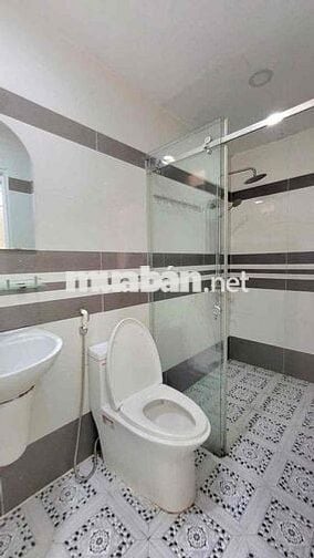 NHÀ MẶT TIỀN XE TẢI ĐƯỜNG 40 NGAY CHỢ HIỆP BÌNH, P. HBC, TĐ