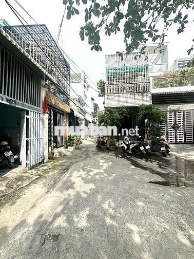 GIẢM SỐC 50TR VIP LINH TÂY.DT 72M2 GIÁ 3 TỶ X