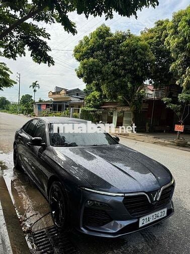 VinFast Lux A2.0 2022 A2.0 Tiêu chuẩn - 120000 km