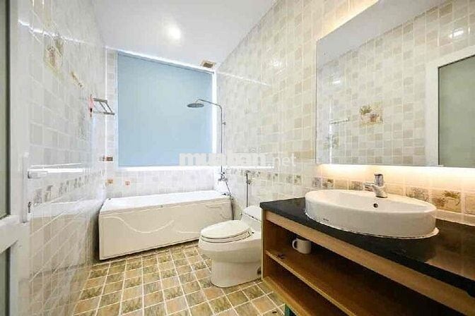NHÀ BÁN P17 GÒ VẤP. 4 TẦNG 6,5x15 (91M2). OTO ĐỂ GARA. SHR VUÔNG A4