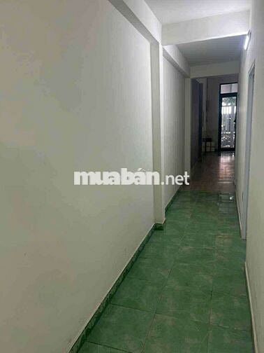 Cho thuê nhà nguyên căn 2 tầng gần trường đại học ngoại ngữ