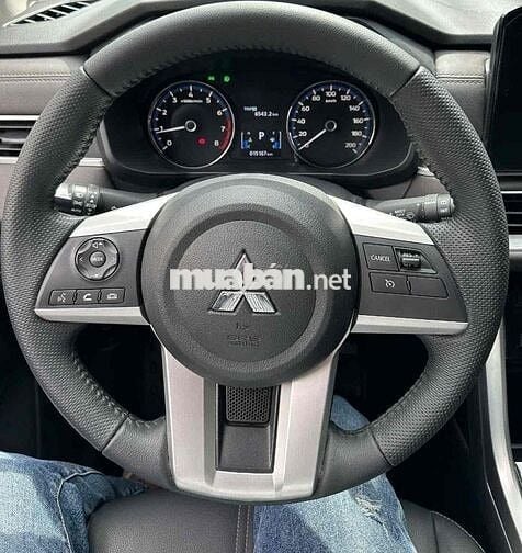 Mitsubishi Xpander 2024 Premium 1.5 AT - 15000 km