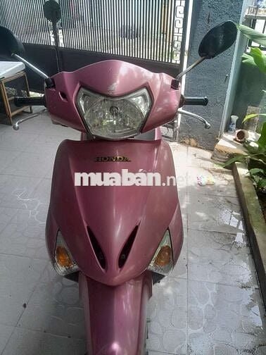 Bán xe honda lead.giấy tờ đầy đủ.giá 6tr300k