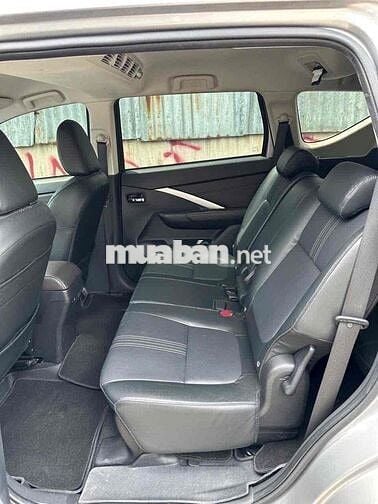 Mitsubishi Xpander 2024 Premium 1.5 AT - 15000 km
