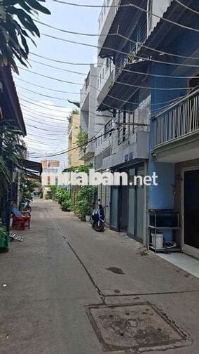 Nha gan cho 4pn 3wc xe tai tan noi