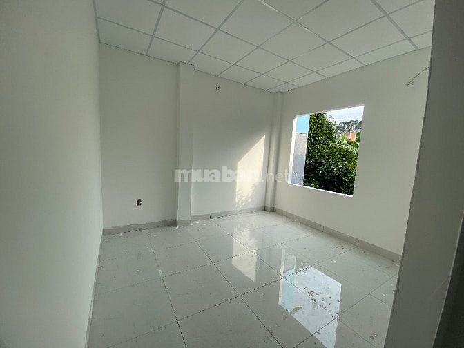 Nhà nguyên căn dọn vào ở ngay 
