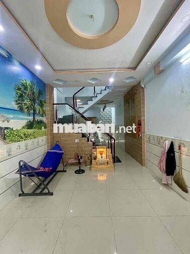 BÁN NHÀ NGAY NGÃ TƯ BỐN XÃ 4x14m HXH 5M 2TẦNG 2PN SHR