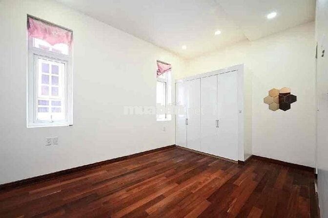 NHÀ BÁN P17 GÒ VẤP. 4 TẦNG 6,5x15 (91M2). OTO ĐỂ GARA. SHR VUÔNG A4